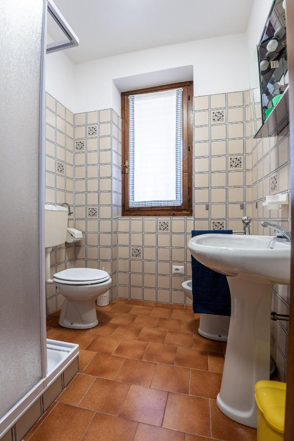 Terraced House On The Lakeside Of Gravedona - Larihome A04 Bagian luar foto
