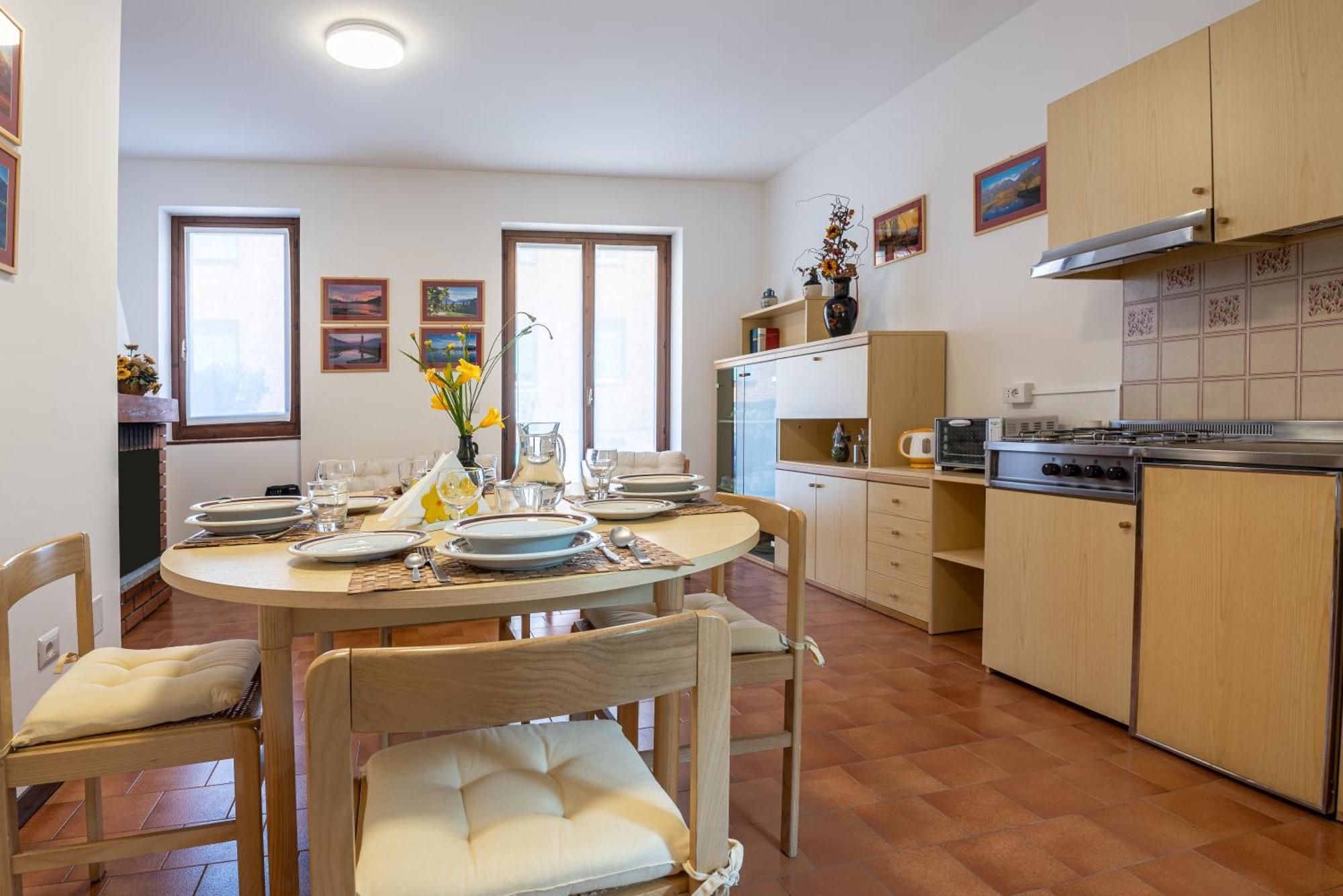 Terraced House On The Lakeside Of Gravedona - Larihome A04 Bagian luar foto