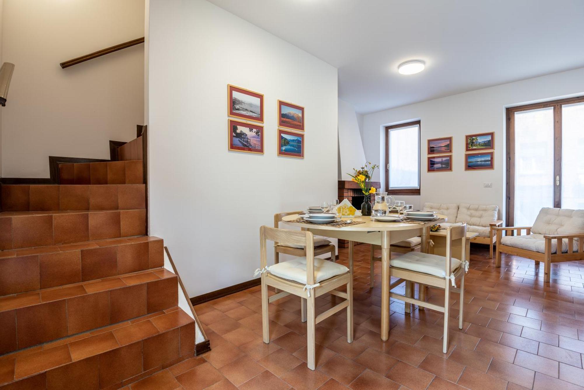Terraced House On The Lakeside Of Gravedona - Larihome A04 Bagian luar foto